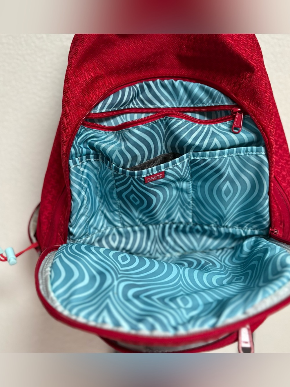 Dakine Red Everyday Compact Backpack - Picture 8 of 9